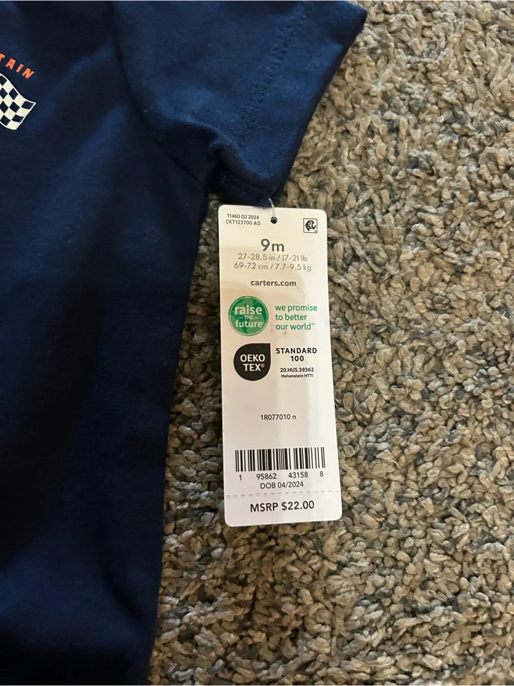 New infant carters 9m 4 pieces one pieces